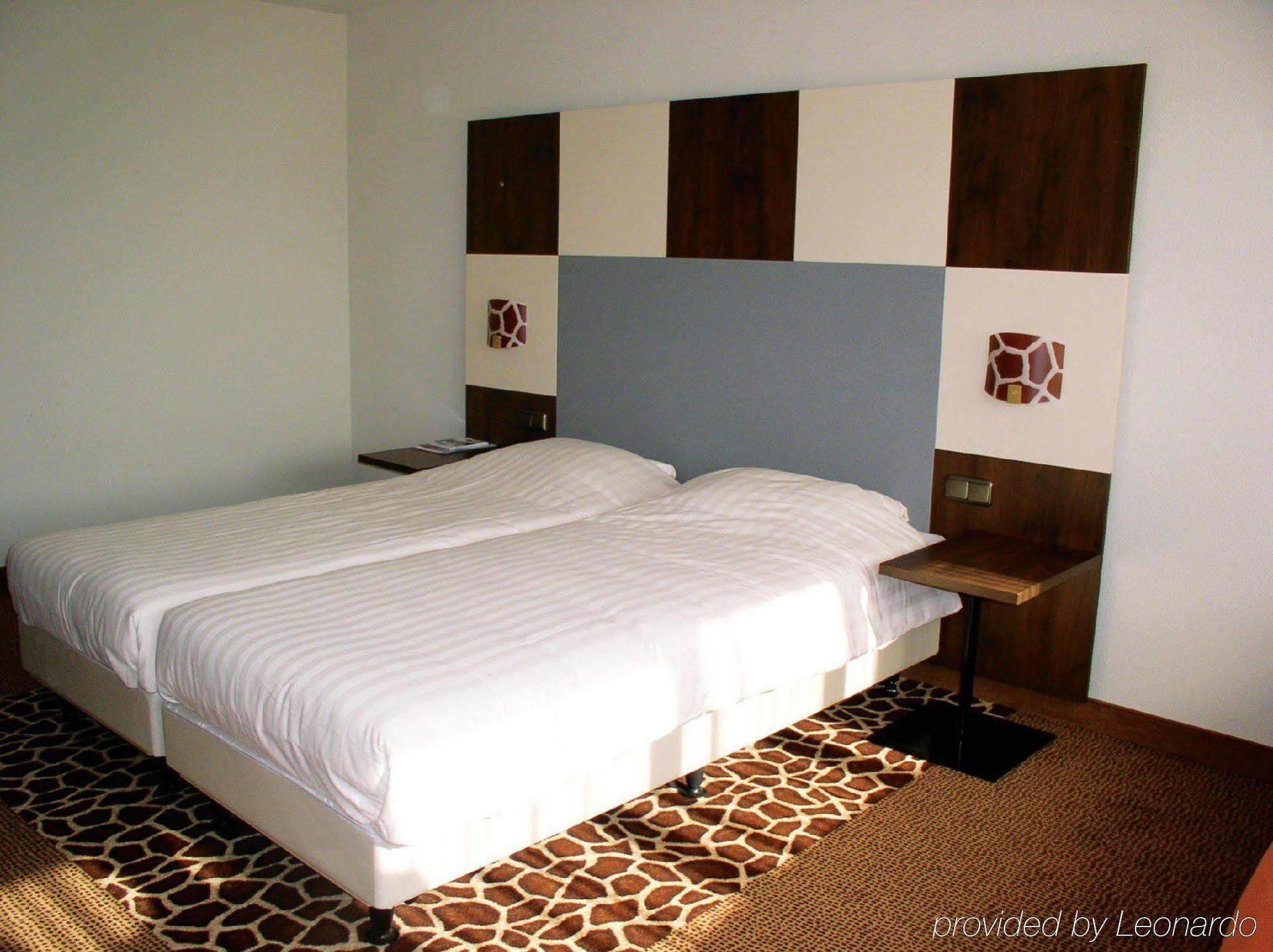 Fletcher Hotel-Restaurant Emmen Room photo